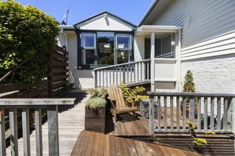 Photo of property in 92a Churton Drive, Churton Park, Wellington, 6037