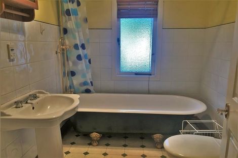 Photo of property in 1/21 Grande Vue Road, Hillpark, Auckland, 2102