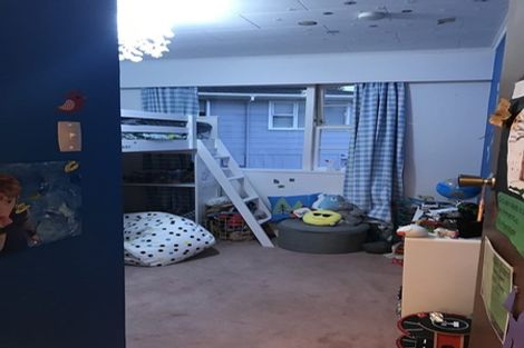 Photo of property in 13 Timaru Grove, Kelson, Lower Hutt, 5010