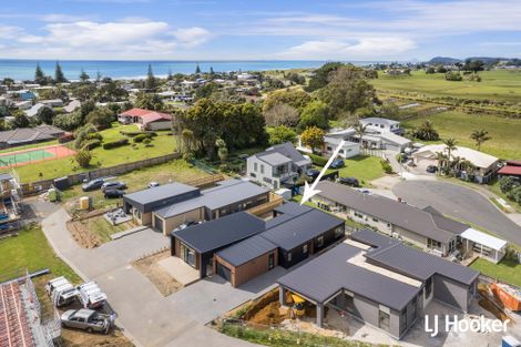 Photo of property in 4 Beau Lane, Waihi Beach, 3611