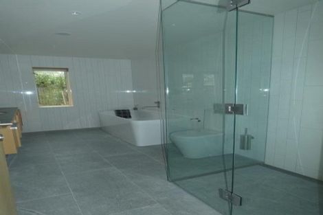 Photo of property in 25 Salamanca Road, Kelburn, Wellington, 6012