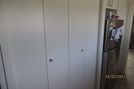 Photo of property in 236 Triangle Road, Massey, Auckland, 0614