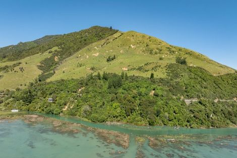 Photo of property in 580 Cable Bay Road, Cable Bay, Nelson, 7071