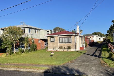 Photo of property in 7 Tiki Street, New Lynn, Auckland, 0600