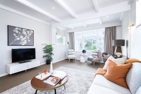 Photo of property in 40 Derwent Street, Island Bay, Wellington, 6023