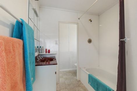 Photo of property in 43 Sunny Grove, Wainuiomata, Lower Hutt, 5014