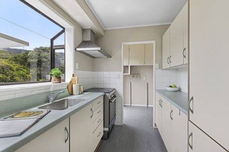 Photo of property in 41 Nassau Avenue, Grenada North, Wellington, 5028