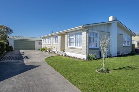 Photo of property in 5 Harlech Street, Levin, 5510