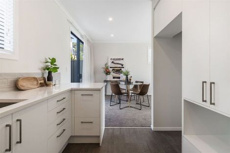 Photo of property in 3a Koreke Close, Kenepuru, 5022