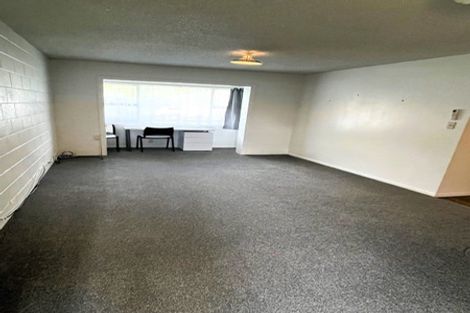 Photo of property in 1-6/145 Knighton Road, Hillcrest, Hamilton, 3216