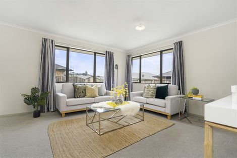 Photo of property in 20 Max Landing, Grandview Heights, Hamilton, 3200