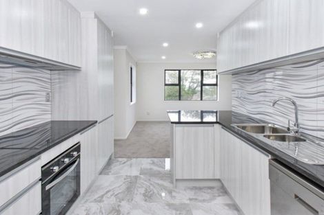 Photo of property in 10b Rothery Road, Hillpark, Auckland, 2102