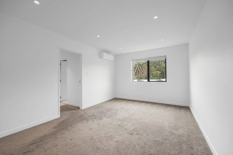 Photo of property in 40f Evelyn Place, Hillcrest, Auckland, 0627