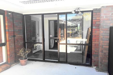 Photo of property in 24 Jillteresa Crescent, Half Moon Bay, Auckland, 2012