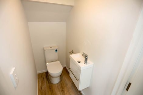 Photo of property in 4/130 Olliviers Road, Phillipstown, Christchurch, 8011