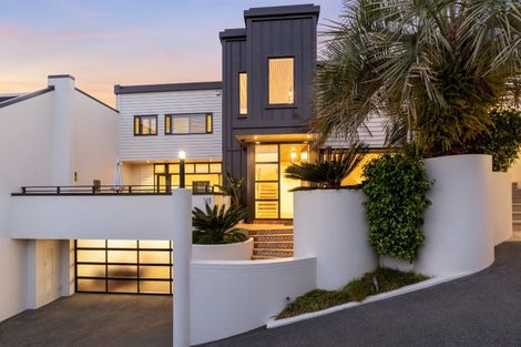 Photo of property in 14b Alfred Street, Northcote Point, Auckland, 0627