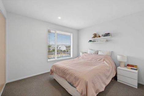 Photo of property in 8 Sunshine Lane, New Brighton, Christchurch, 8083