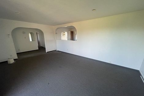 Photo of property in 132 Cascades Road, Pakuranga Heights, Auckland, 2010