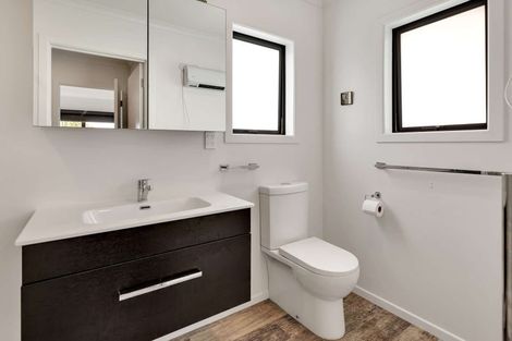 Photo of property in 1 William Street, Marton, 4710