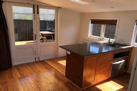 Photo of property in 1/115 Fifield Terrace, Opawa, Christchurch, 8023