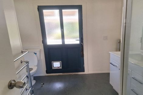 Photo of property in 97 Manuka Road, Bayview, Auckland, 0629