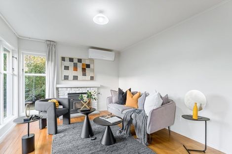 Photo of property in 18 Durham Street, Te Atatu Peninsula, Auckland, 0610