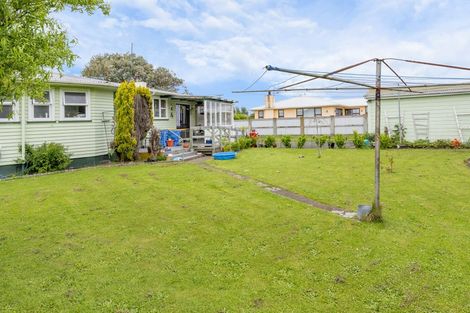 Photo of property in 69 Cook Street, Foxton, 4814