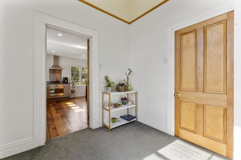 Photo of property in 21 Portal Street, Durie Hill, Whanganui, 4500