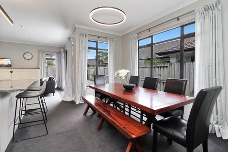 Photo of property in 102 Oriental Parade, Papamoa Beach, Papamoa, 3118