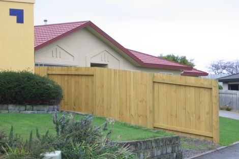Photo of property in 23 Aspen Way, Kelvin Grove, Palmerston North, 4414