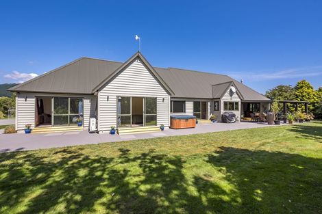 Photo of property in 70 Te Hapua Road, Te Horo, Otaki, 5581