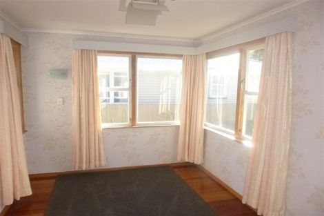 Photo of property in 124 Cambridge Terrace, Fairfield, Lower Hutt, 5011