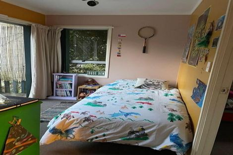 Photo of property in 148 Laingholm Drive, Laingholm, Auckland, 0604