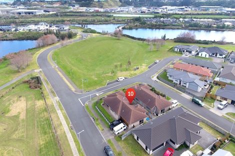 Photo of property in 10 Double Bay Road, Pyes Pa, Tauranga, 3112