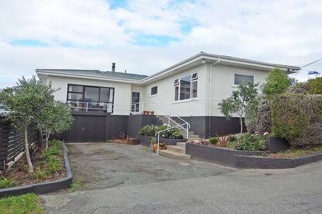 Photo of property in 7 Selwyn Street, South Hill, Oamaru, 9400