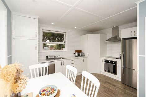 Photo of property in 2 Hawk Street, Frankton, Hamilton, 3204