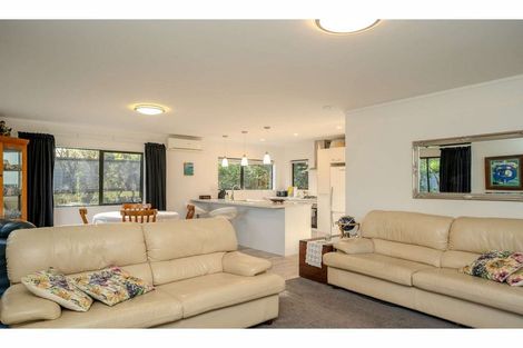 Photo of property in 2/62 Hone Heke Road, Kerikeri, 0230