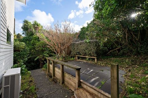 Photo of property in 39 Delhi Crescent, Khandallah, Wellington, 6035