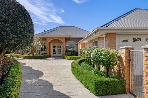 Photo of property in 23 Lexington Place, Shirley, Christchurch, 8061