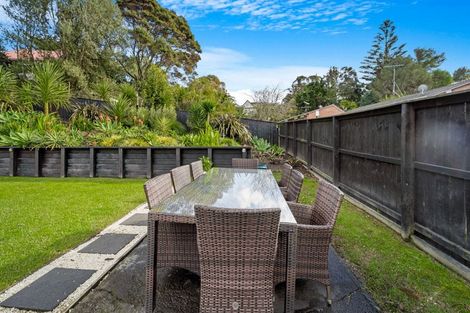 Photo of property in 82 Oaktree Avenue, Browns Bay, Auckland, 0630