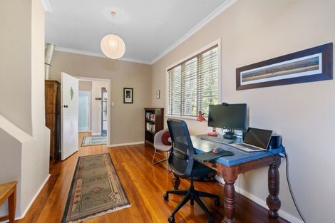 Photo of property in 14 Cecil Road, Tawa, Wellington, 5028