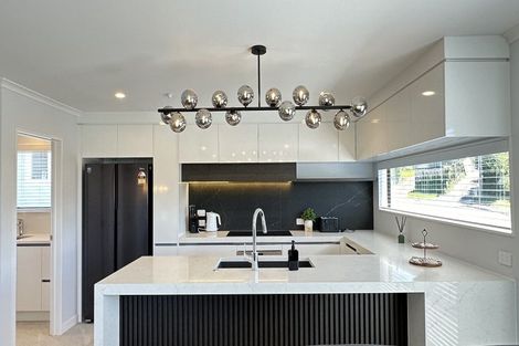 Photo of property in 12a Tiber Road, Forrest Hill, Auckland, 0620