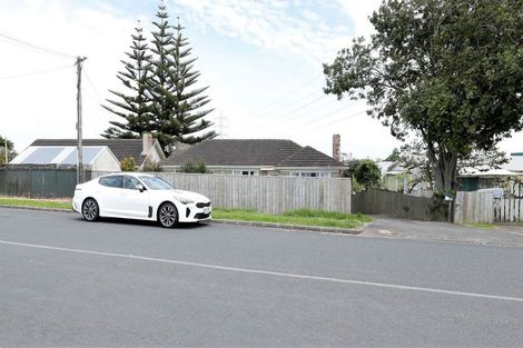 Photo of property in 27 Takanini Road, Takanini, 2112