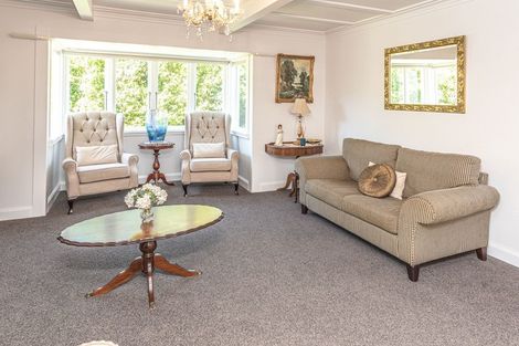 Photo of property in 12 Tarata Street, Saint Johns Hill, Whanganui, 4501