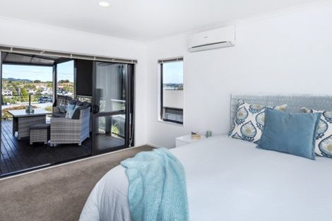 Photo of property in 103 Pine Harbour Parade, Beachlands, Auckland, 2018