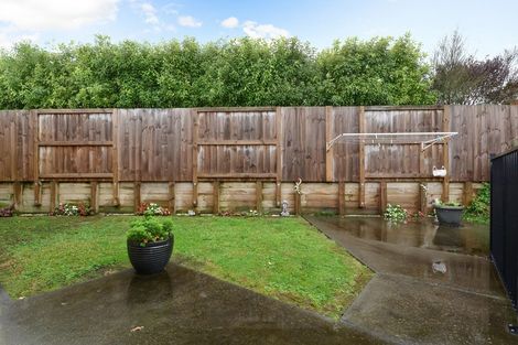 Photo of property in 1/23 The Dales, Dinsdale, Hamilton, 3204