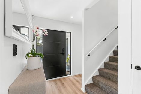 Photo of property in 71b Wairakei Road, Bryndwr, Christchurch, 8052