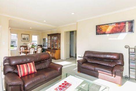 Photo of property in 19 Aintree Place, Taradale, Napier, 4112