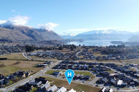Photo of property in 10 Doug Ledgerwood Drive, Wanaka, 9305