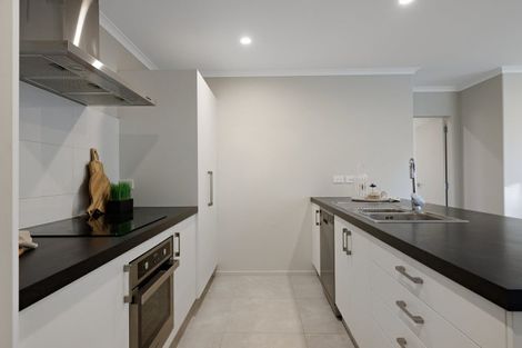 Photo of property in 30 Komata Crescent, Papamoa Beach, Papamoa, 3118